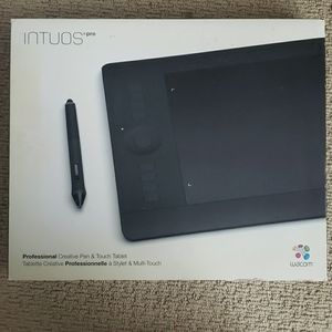 Wacom Intuos Pro creative pen & touch tablet